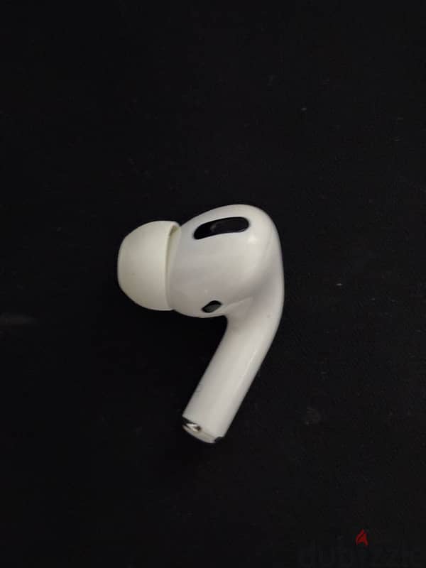 AirPods Pro gen 1 6