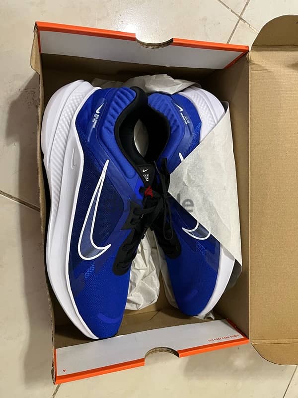 original shose -Nike running size 44 3