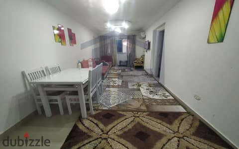 Furnished apartment for rent 135m Stanley (Steps from the sea)