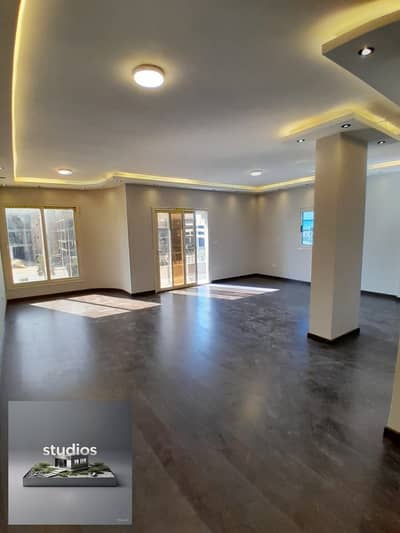 Apartment for administrative rent in the south of Academy A, on the northern 90th, directly front of the Sweden Company, near Cairo Festival, suita