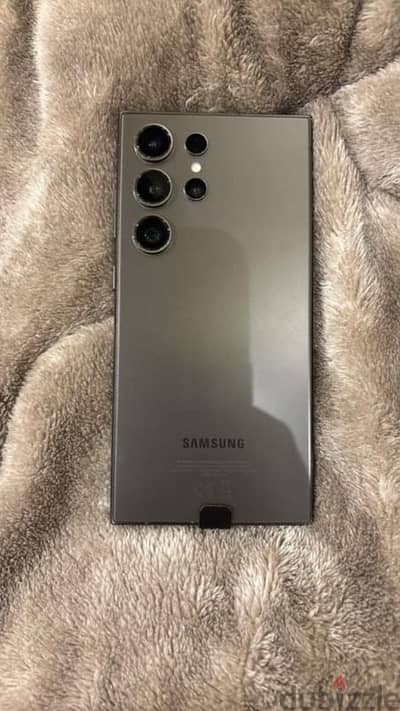 Samsung S24 Ultra 256GB 12RAM Tatinum Black