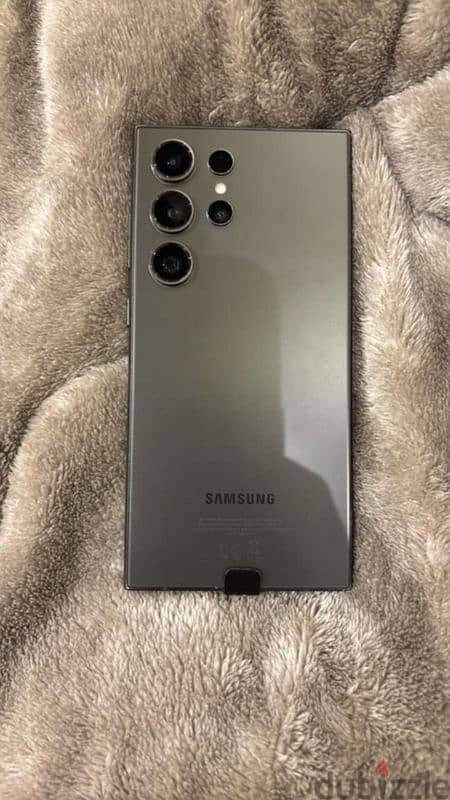 Samsung S24 Ultra 256GB 12RAM Tatinum Black 0