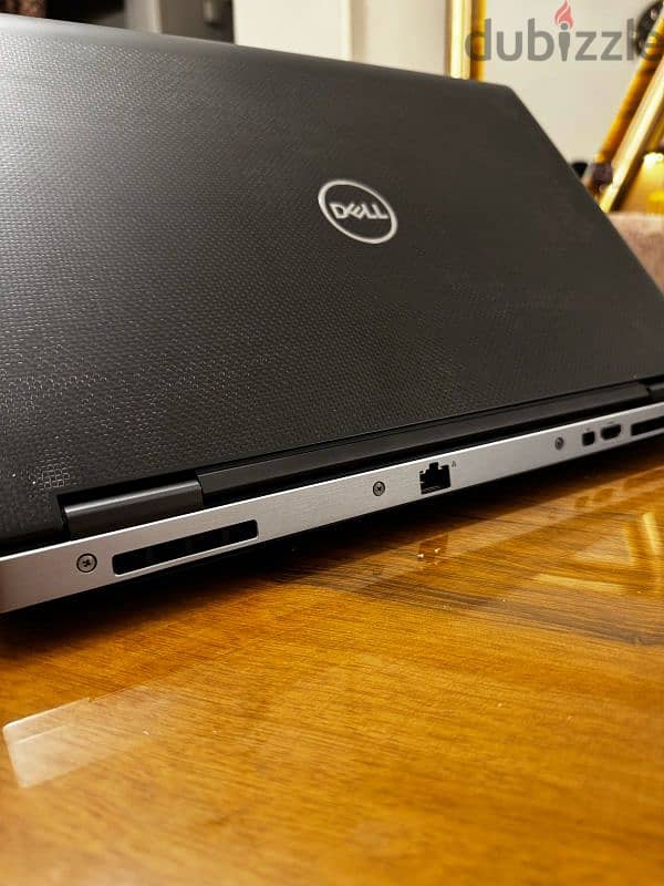 Dell Precision 7540 جيل تاسع فئه H core i7-9850H 1