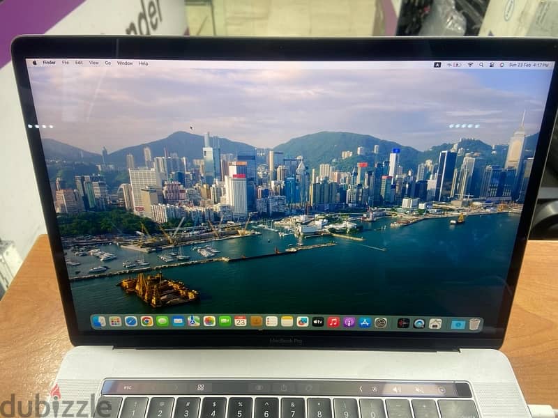 MacBook Pro 2018 15 inch 6