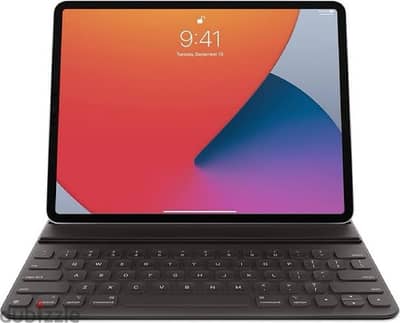 Ipad pro 12.9 5th generation with smart keyboard and pen