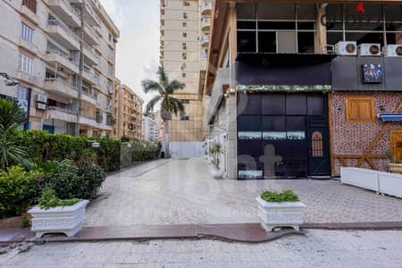 Shop for rent 140 m + 140 m sandara Al-Maamoura Beach (commercial market)