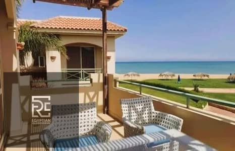 Chalet for sale, first row overlooking the sea, fully finished, in Telal Ain Sokhna