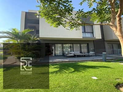 Townhouse for sale on a landscaped view in Al Burouj Compound in Shorouk, directly in front of the International Medical Center