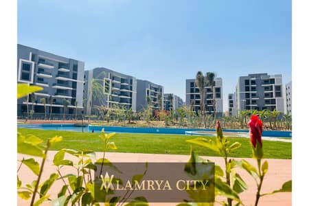 Apartment for sale in Sun Capital Compound, Simi finished, delivery in one year, with a view of the Pyramids. Area 119m, 2 bed, 1 bath, Payment 12y