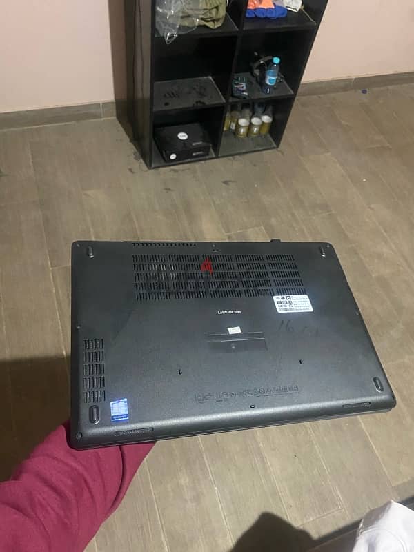 laptop dell latitude 5580 لابتوب ديل إصدار5580 0