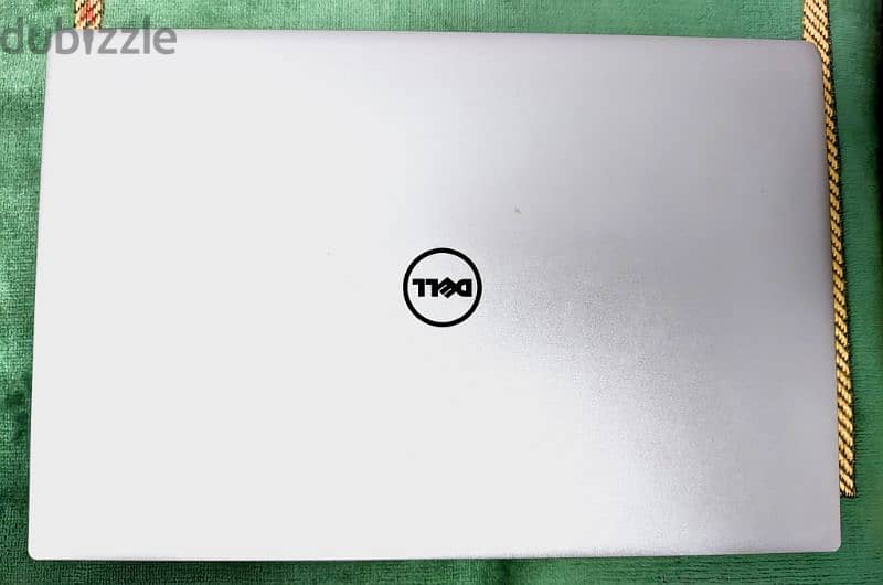 dell xps 13 9350 حاله ممتاذه سعر نهائي لسرعه البيع 10