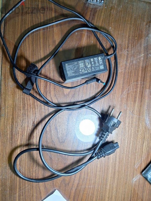 Original HP Charger 45W 1