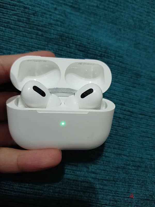 جديدة بجودة صوت عالية – لم تُستخدم  Airpods pro 1