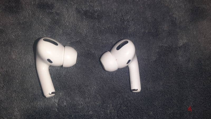 airpods pro generation 1 original 3