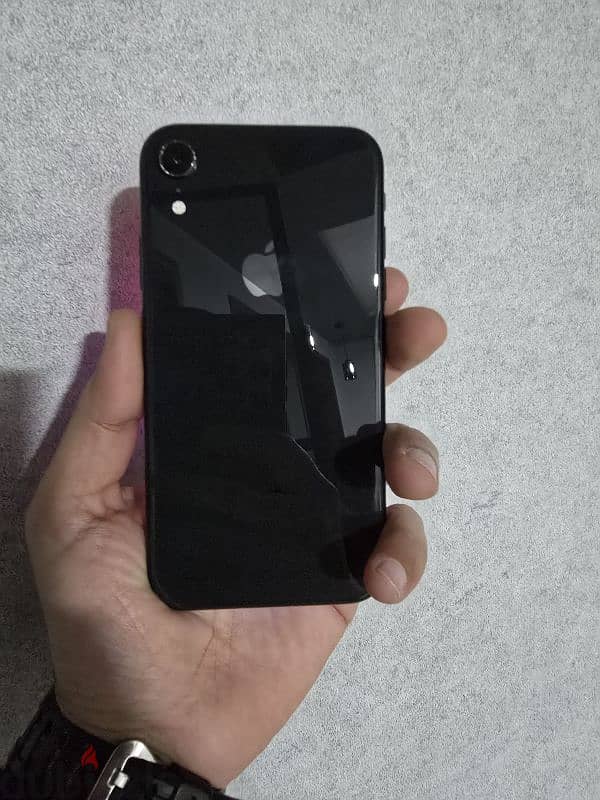 I phone xr 128g black 1