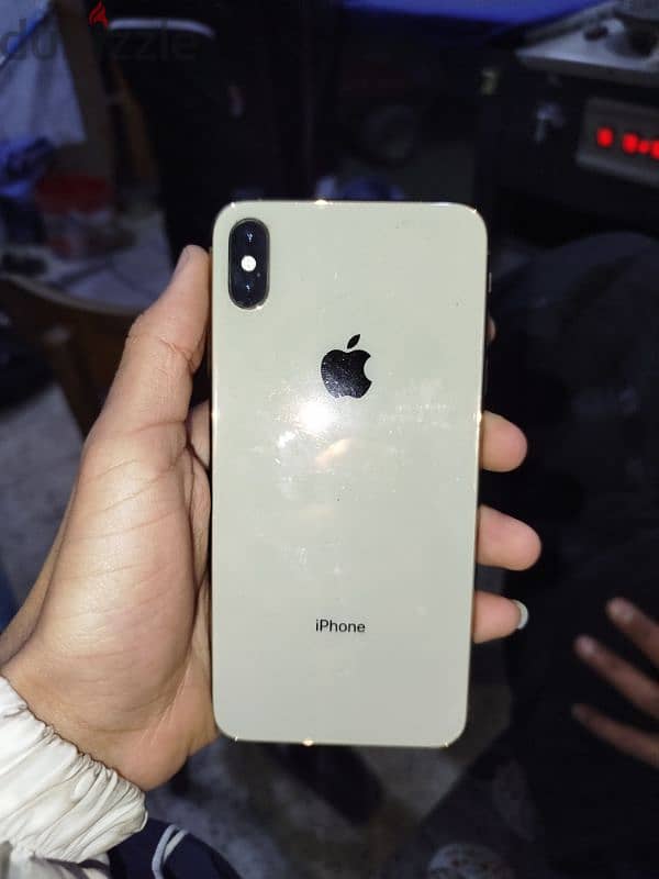 iPhone xs max 1