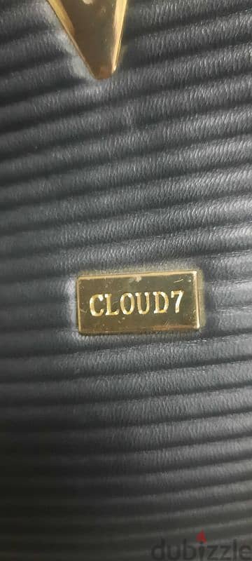 شنطة cloud 7 3