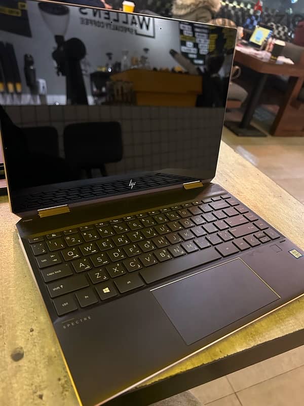 HP Spectre X360 0