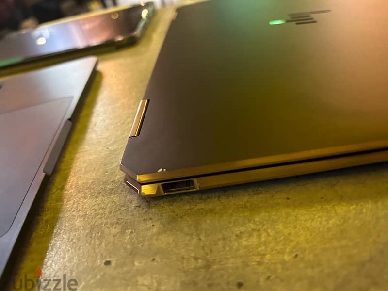 HP Spectre X360 4