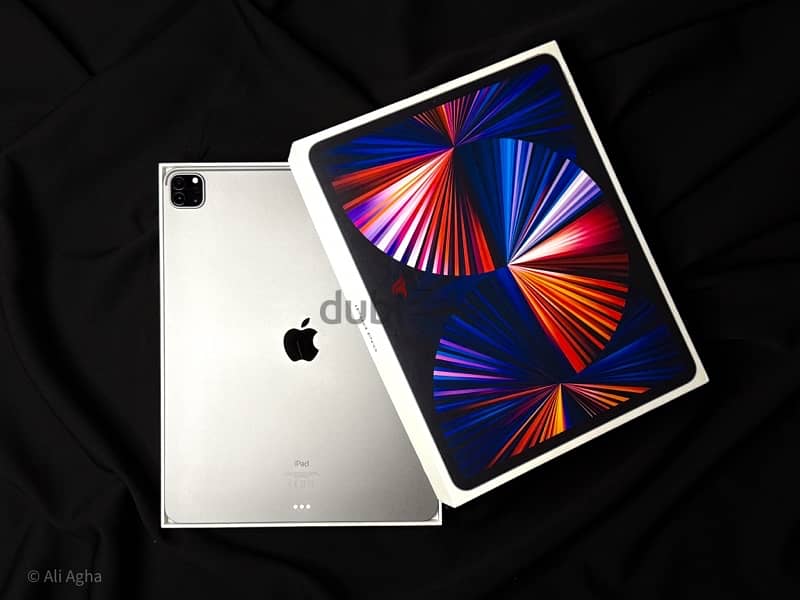 iPad Pro 12.9 _ M1 _ 256 GB | ايباد برو ١٢. ٩ _ M1 _ ٢٥٦ جيجا 15