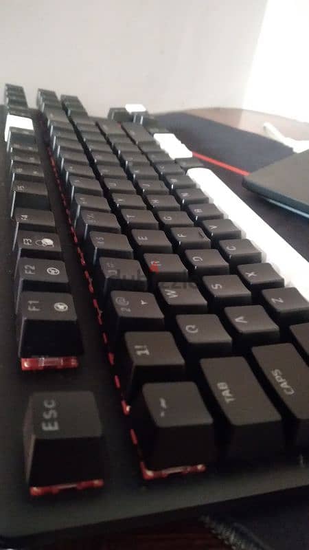 HyperX Gaming Keyboard-Red Switch 1