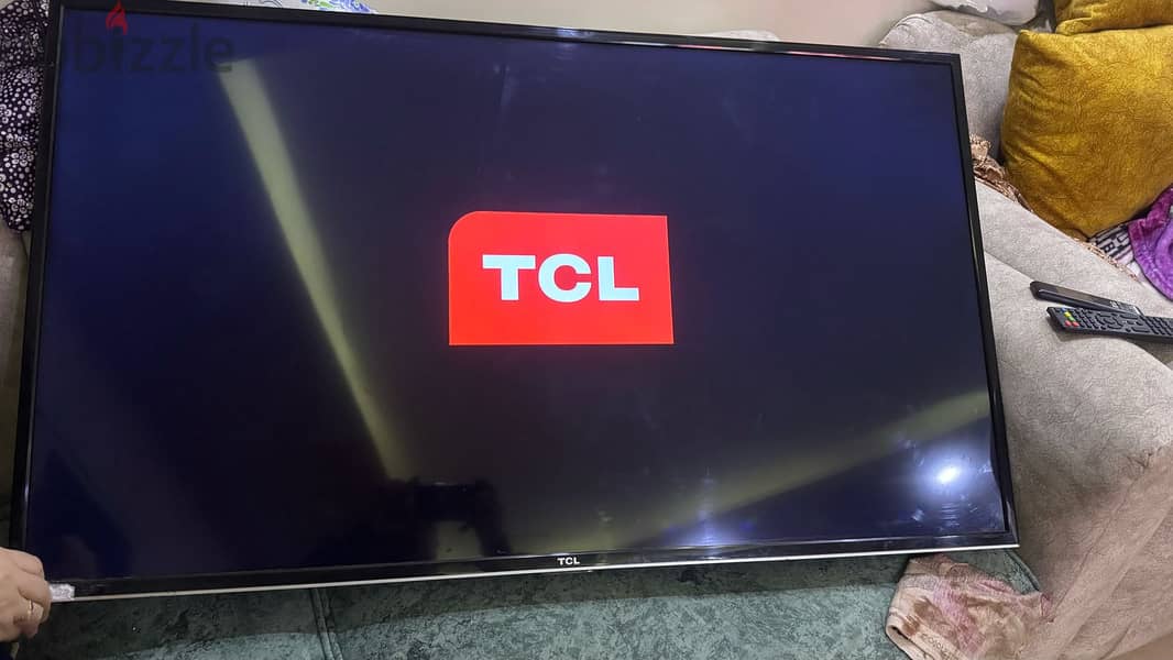 شاشة TCL 50 بوصة كالجديدة 4