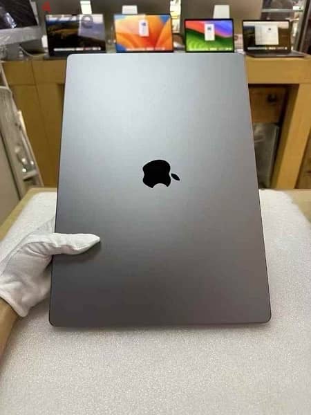 MacBook M2 Pro 16 inch 2