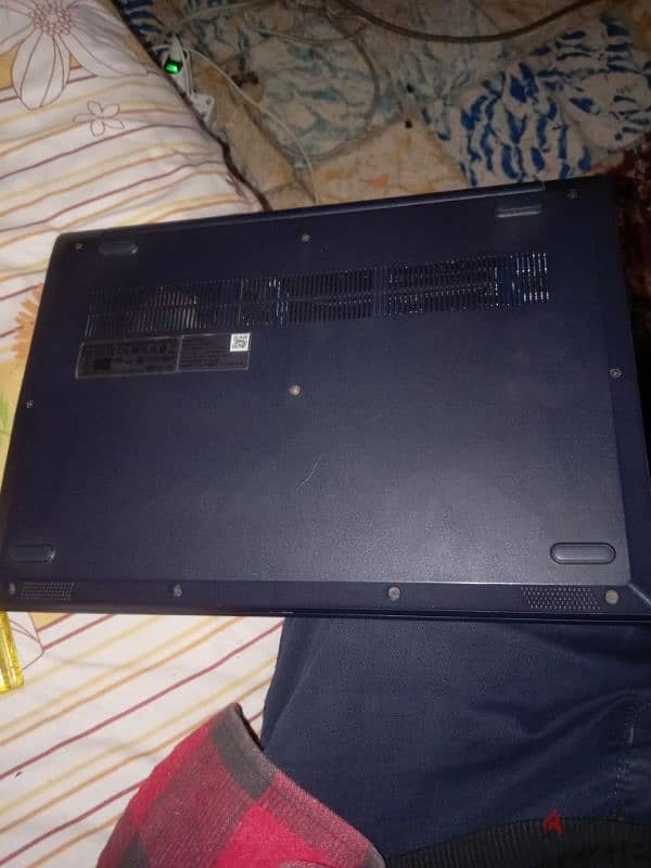 Laptop ideapad 3 cpu : core i3 جيل عاشر Ram : 20GB 5