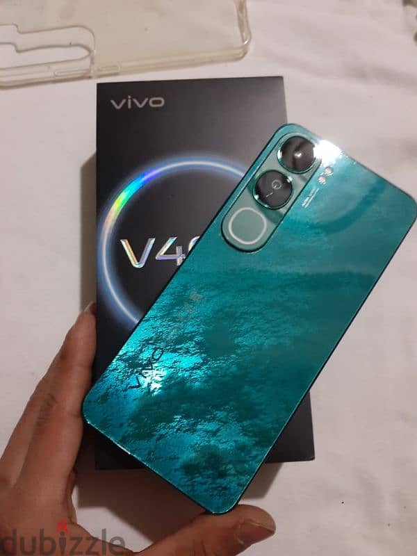 Vivo V40 Lite 7