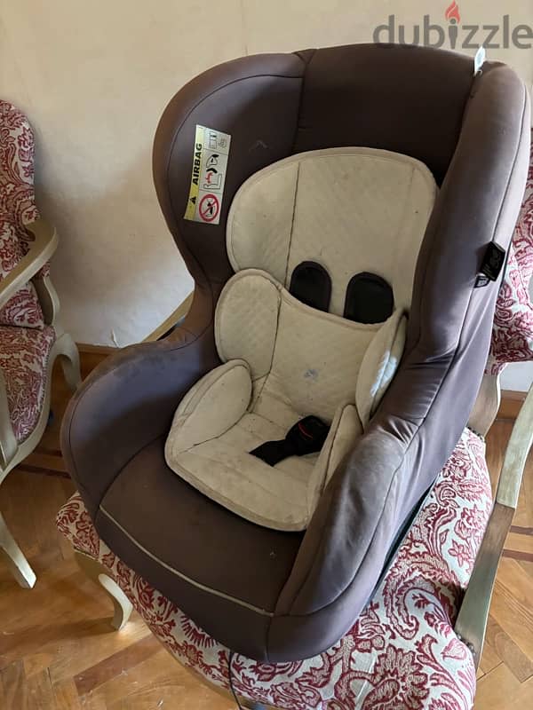 Mothercare Carseat stage 2  كرسي سيارة من سن ٦ شهور الى ٥ سنوات 1