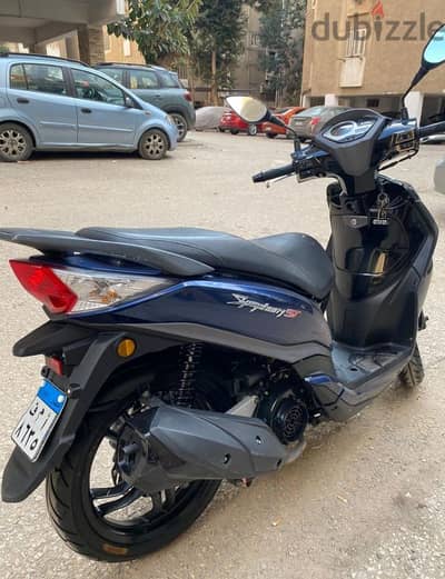 سكوتر sym st200