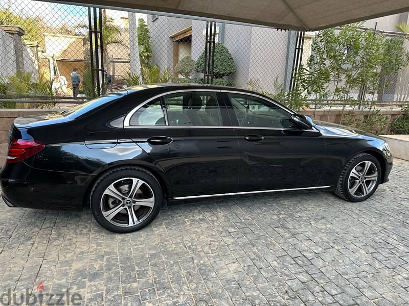 Mercedes-Benz E180 2019 0