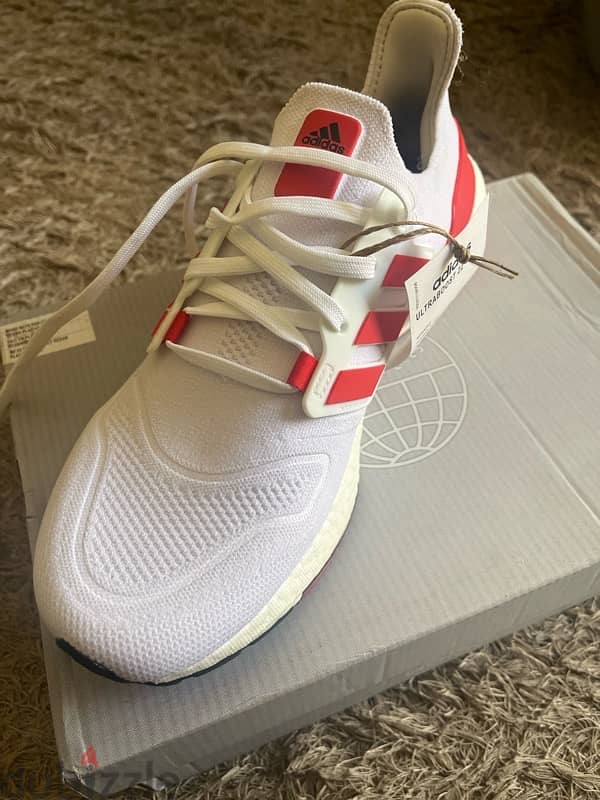 Adidas Ultraboost 22 size 43-2/3 EU 2