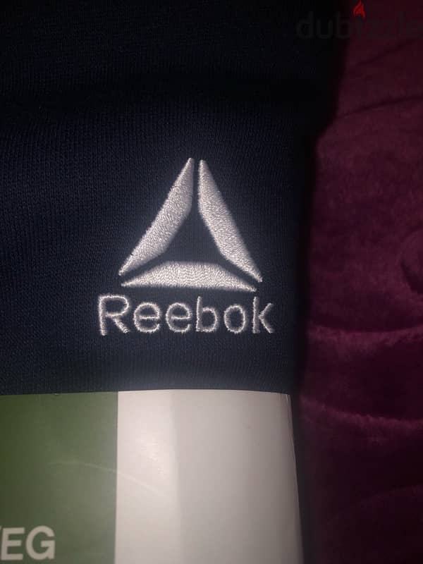 Reebok men’s Hoodie 1