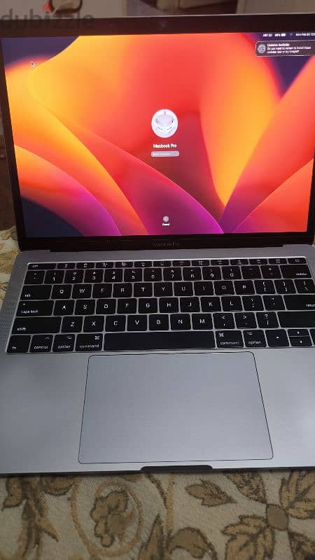 MacBook pro 13 2018 1