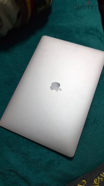 MacBook pro 2016 A1707