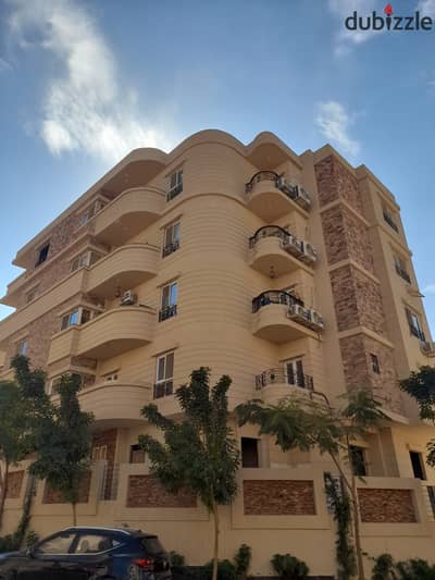 For sale, 165 sqm apartment, first immediate receipt, corner of Bay View, open sea, in Al-Andalus Buildings, Fifth Settlement, steps from 90th Street