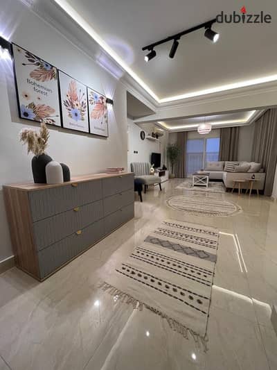 Furnished apartment for rent in Madinaty, with super-luxe finishes and hotel furnishings, 200-meter apartment in B3, fully air-conditioned