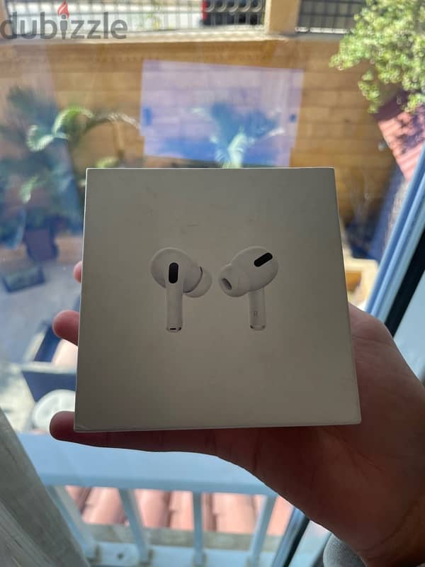 Airpods pro used in good condition 1