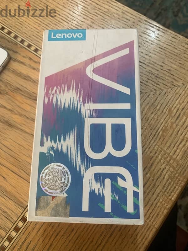 هاتف lenovo vibe s1 lite  يحتاج الي بطارية فقط ويوجد معه الكرتونه 2