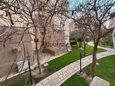 Apartment for sale in cash  In the b7  An area of ​​65 meters, steps  From the mosque and services