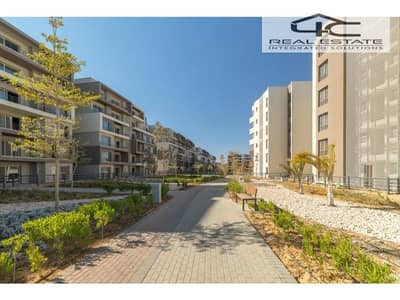 Lowest down payment for an apartment 164m view landscape with installments 3  bedrooms for sale in compound palm hills new cairo