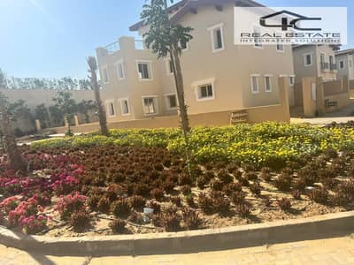 Townhouse Middle for sale with the lowest down payment and installments,view Landscape in Hyde Park Fifth Settlement