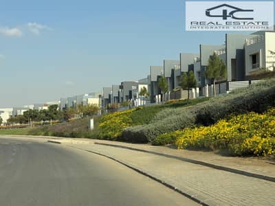 Villa town house corner  for sale in Grand park Direct on land scape at Hyde park with down payment and installments delivery 2026