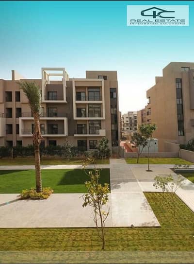 A fully finished with ACs apartment with garden and installments till 6 years for sale in Fifth square Price Including Garage and Clubhouse