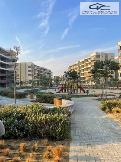 Apartment 205 m in prime location with land scape and lagoon view for sale with lowest down payment and instalments in Palm Hills New Cairo Compound