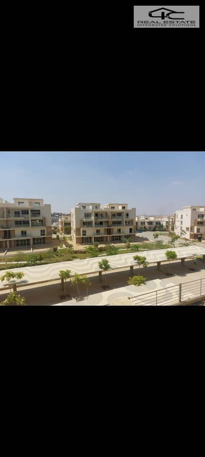 Ready to move park villa 210 m with garden for sale under price market in Mountian view icity  new cairo