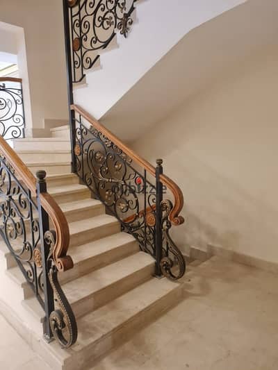 For rent . . townhouse villa in Katameya Palms compound New Cairo beside Concord Plaza Mall. . Gezira S. للايجار بسعر لقطة فيلا تاون هاوس ف قطامية بالمز