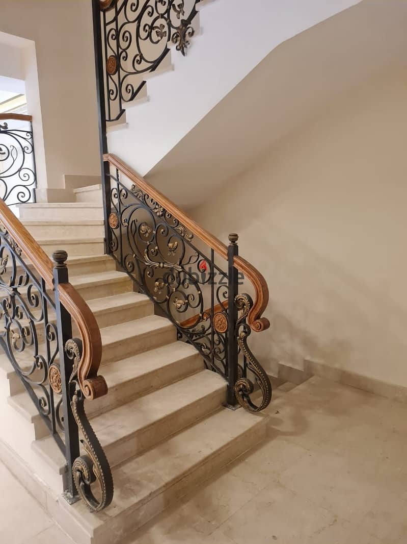 For rent . . townhouse villa in Katameya Palms compound New Cairo beside Concord Plaza Mall. . Gezira S. للايجار بسعر لقطة فيلا تاون هاوس ف قطامية بالمز 0