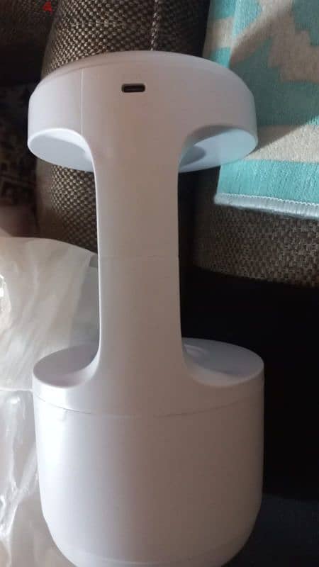 smooth sailing antigravity humidifier 1